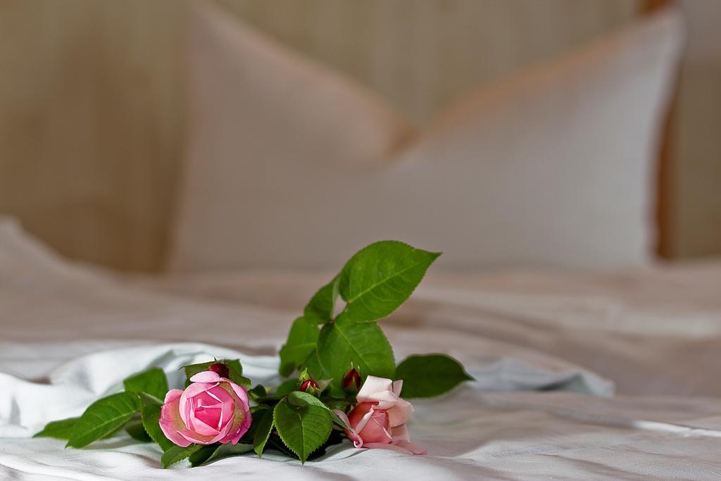 Airport Hotel Karsten Kolonia Zewnętrze zdjęcie
